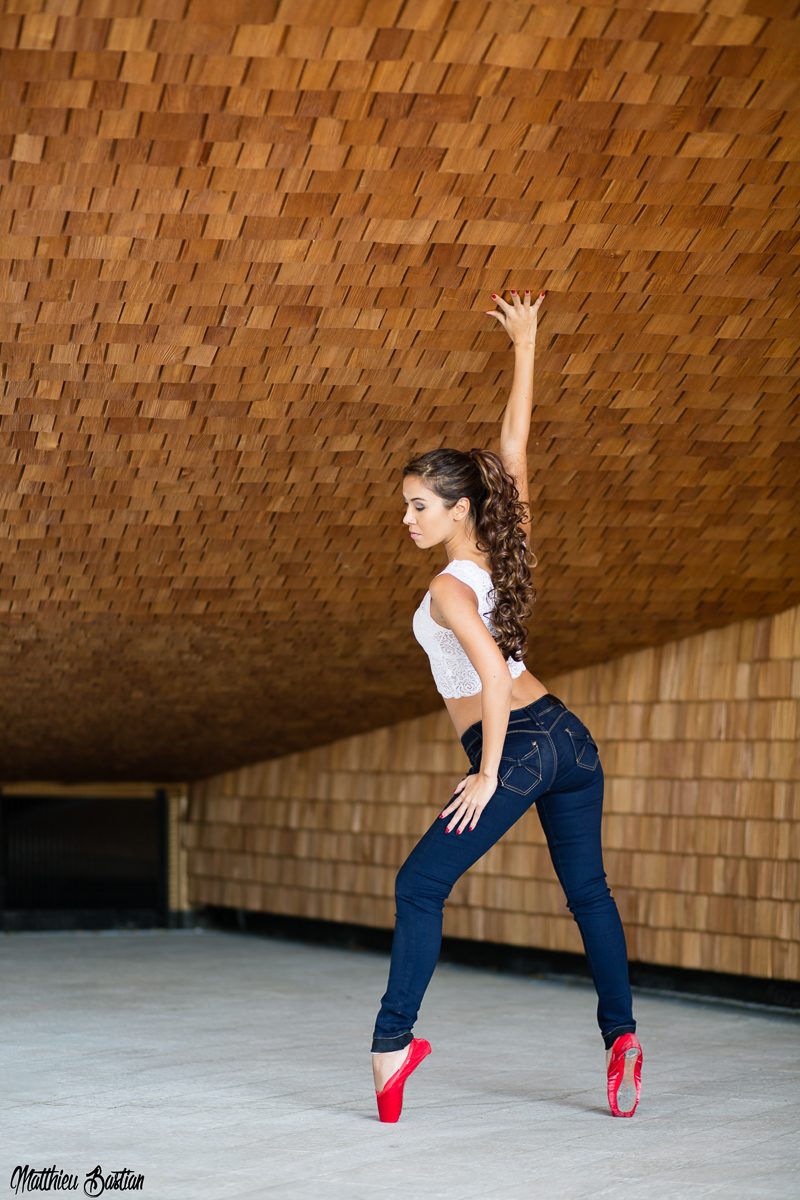jenny suv femme modèle mannequin genève maquillage maquilleuse coiffeuse ballet danse ballerine